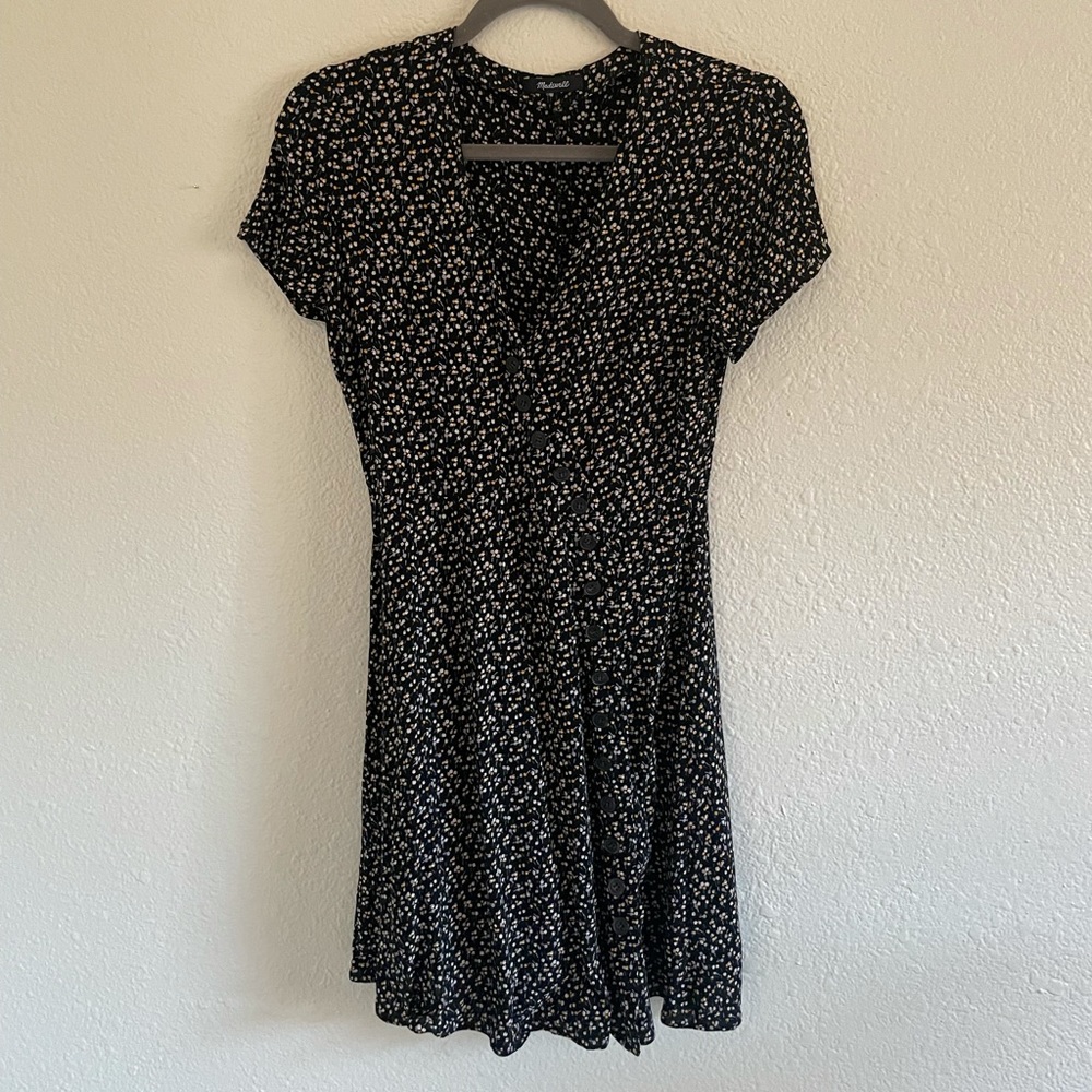 Madewell 90’s floral button up dress